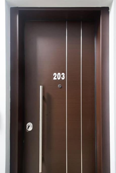 A Comfortable Small Studio Nearby Acropolis 203 أثينا المظهر الخارجي الصورة